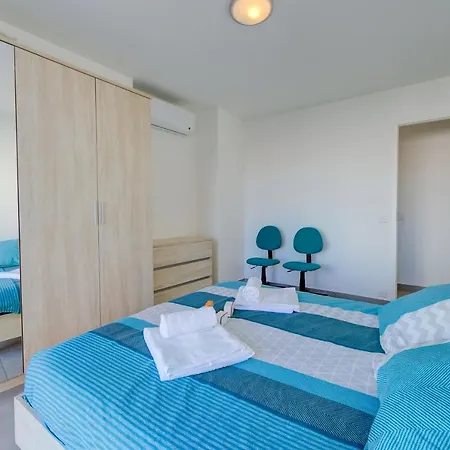 Le Bristol V - Happy Apartman *